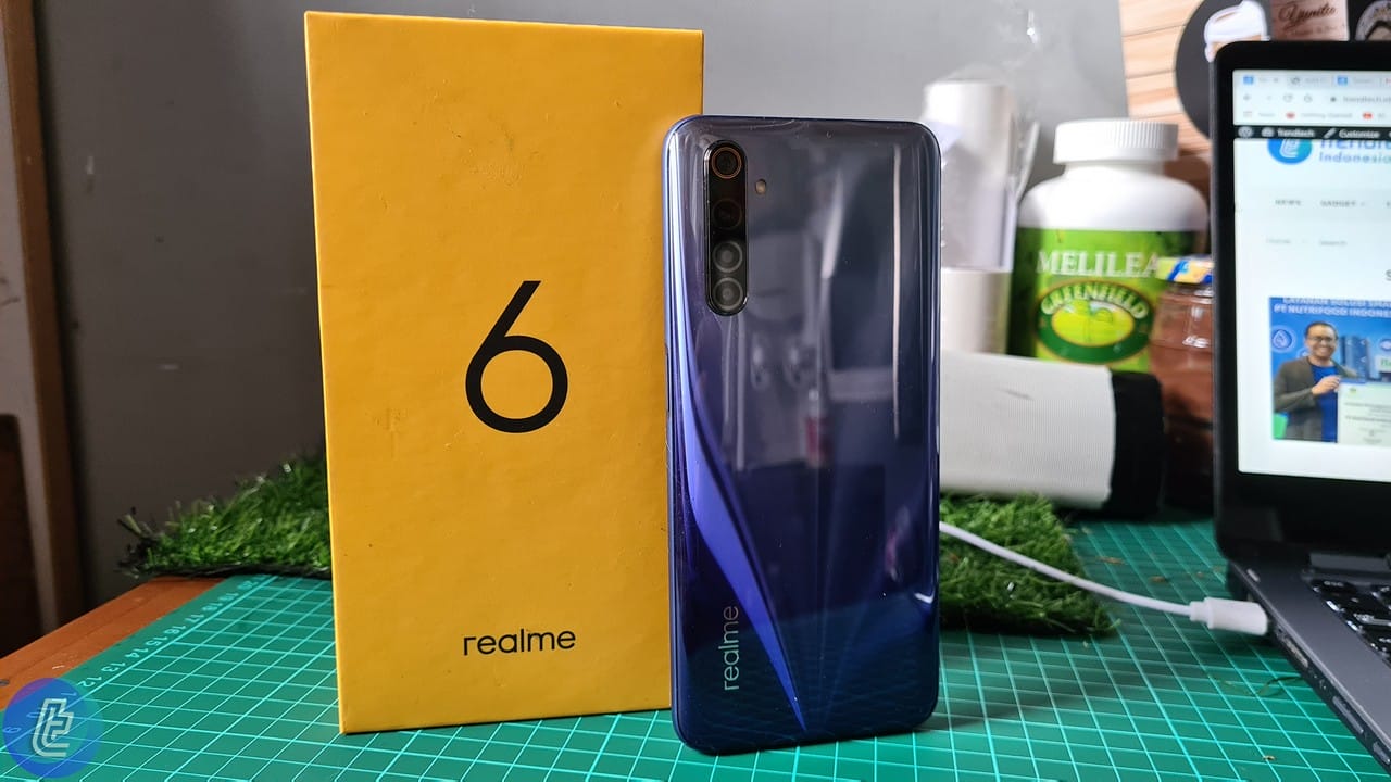 realme