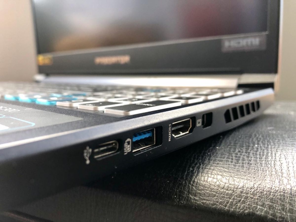 Predator Helios 300