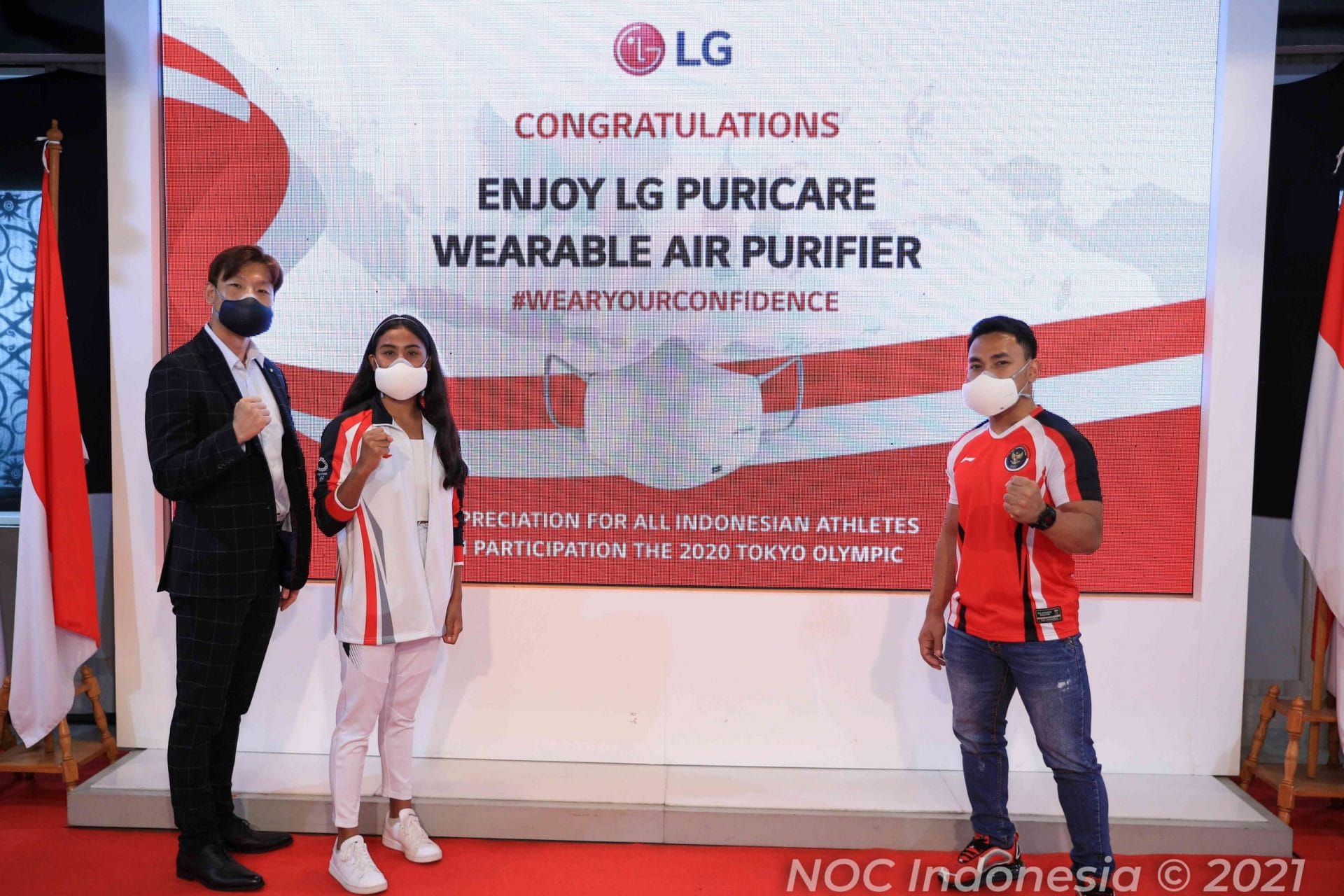 Apresiasi Prestasi, LG berikan LG PuriCare Wearable Air Purifier untuk Atlet Indonesia Kelas Dunia