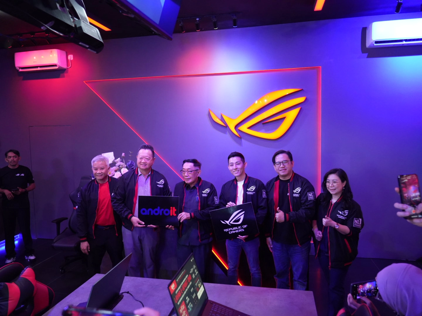 ROG Exclusive Store Surabaya