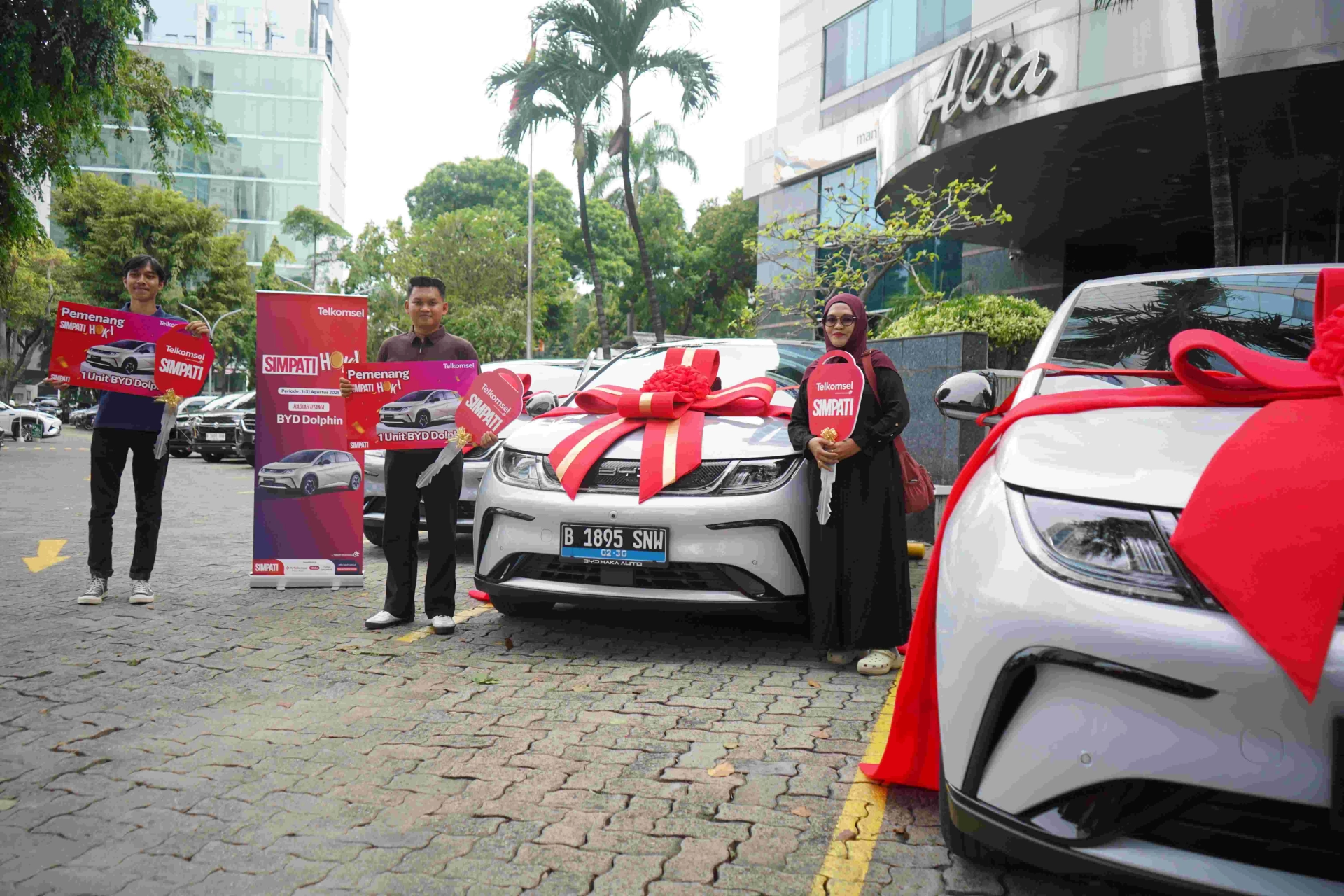 Mobil Listrik BYD Dolphin