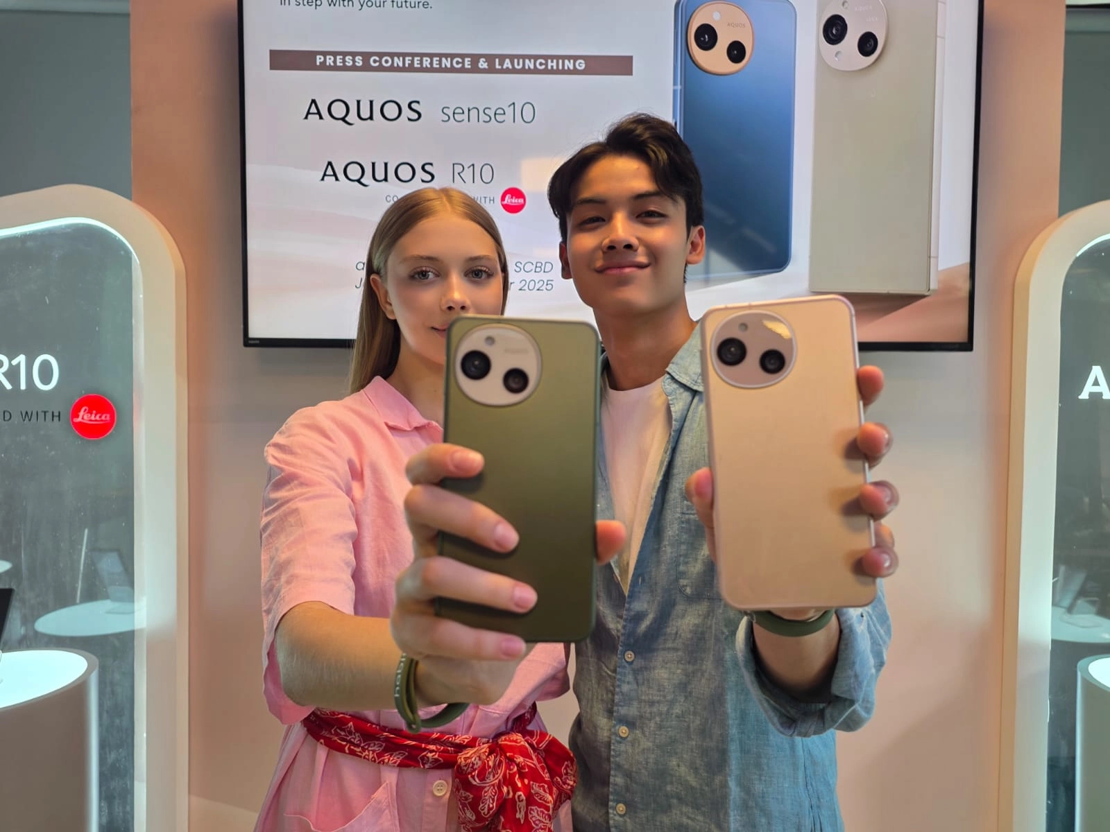 Sharp AQUOS sense10 R10