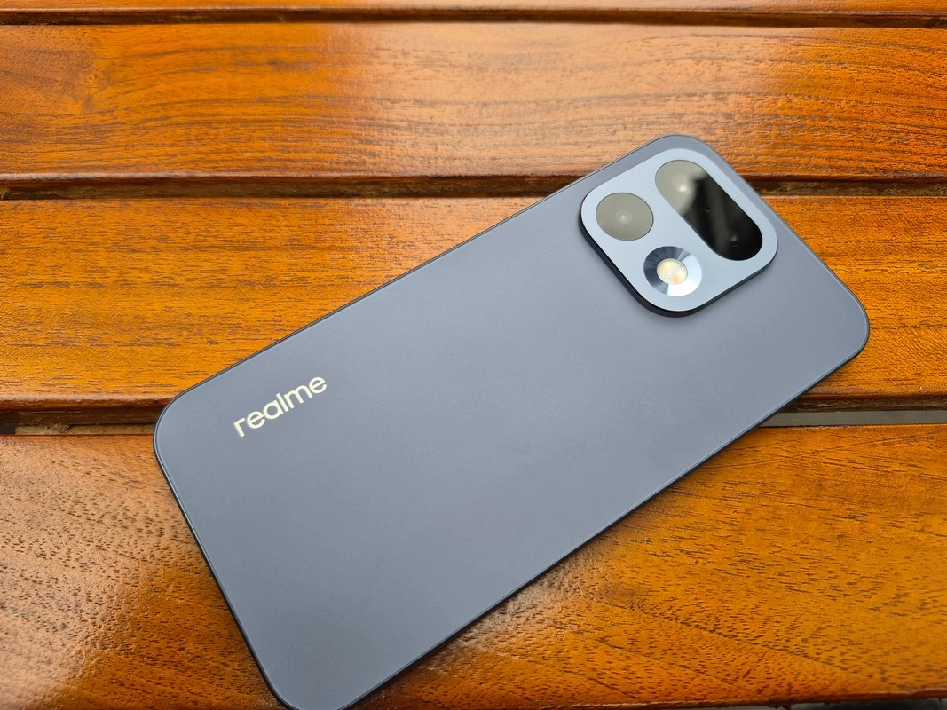 realme 16 Pro