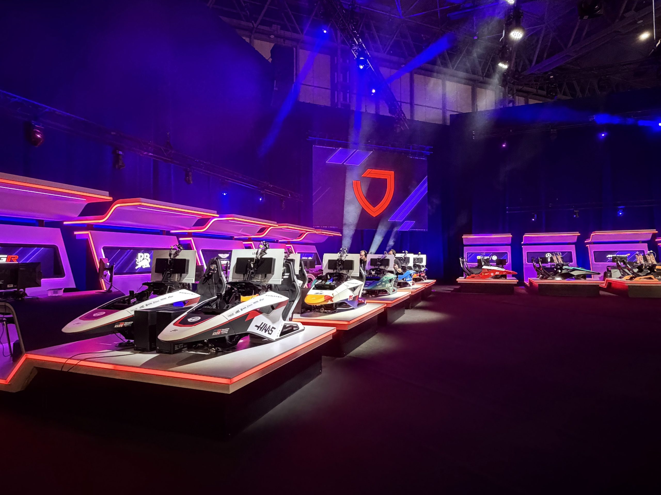 Lenovo Dukung F1 Sim Racing World Championship 2026