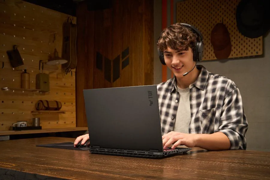 Laptop Gaming Paling Worth It 2026