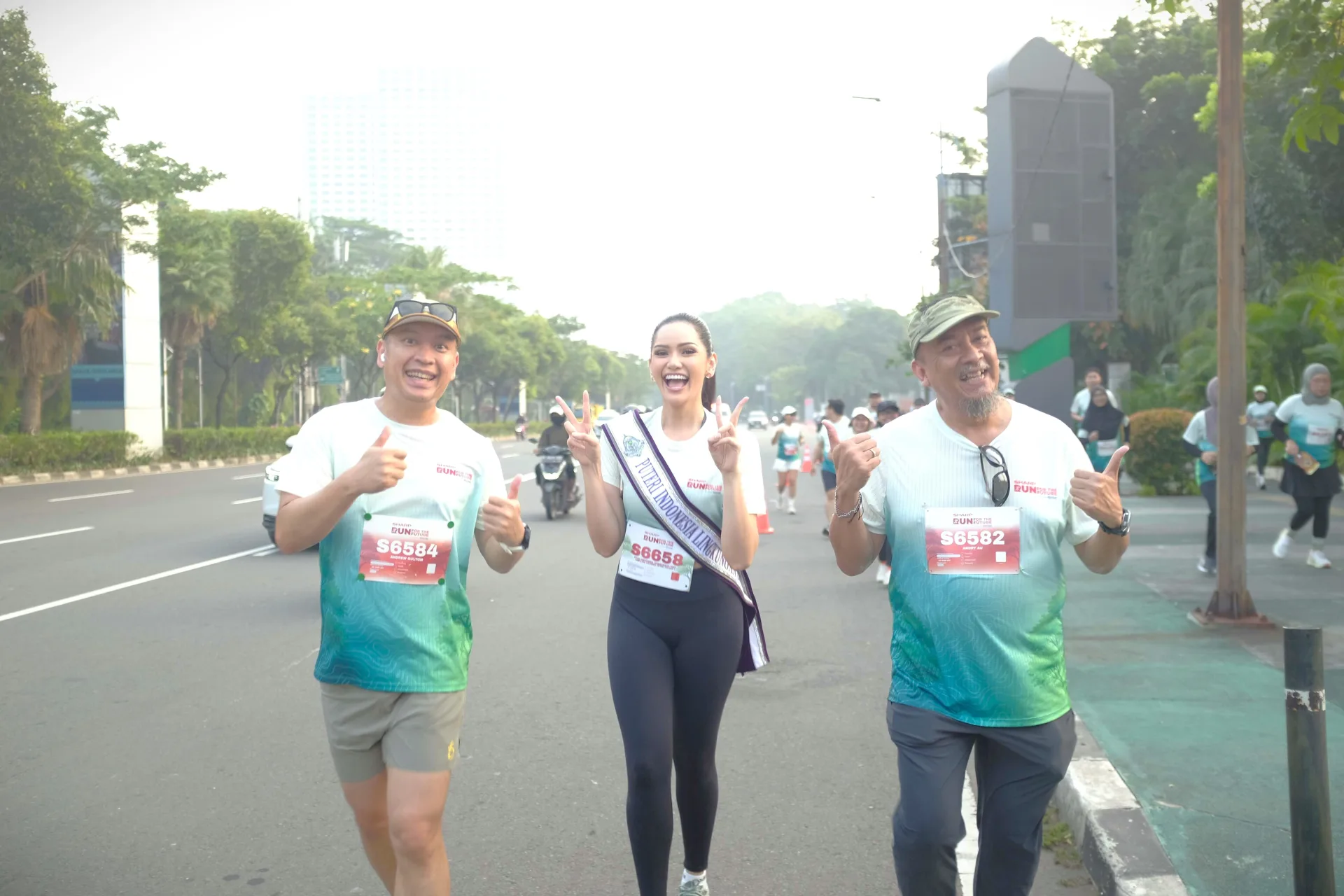Sharp Sukses Gelar Run for the Future 2026: Sensasi Lari 6K Sambil Tanam Pohon Buat Bumi!