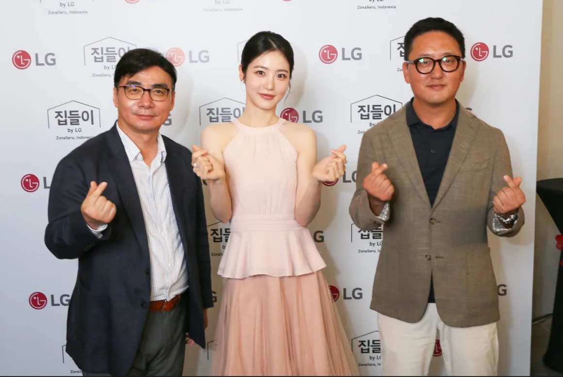 Housewarming by LG