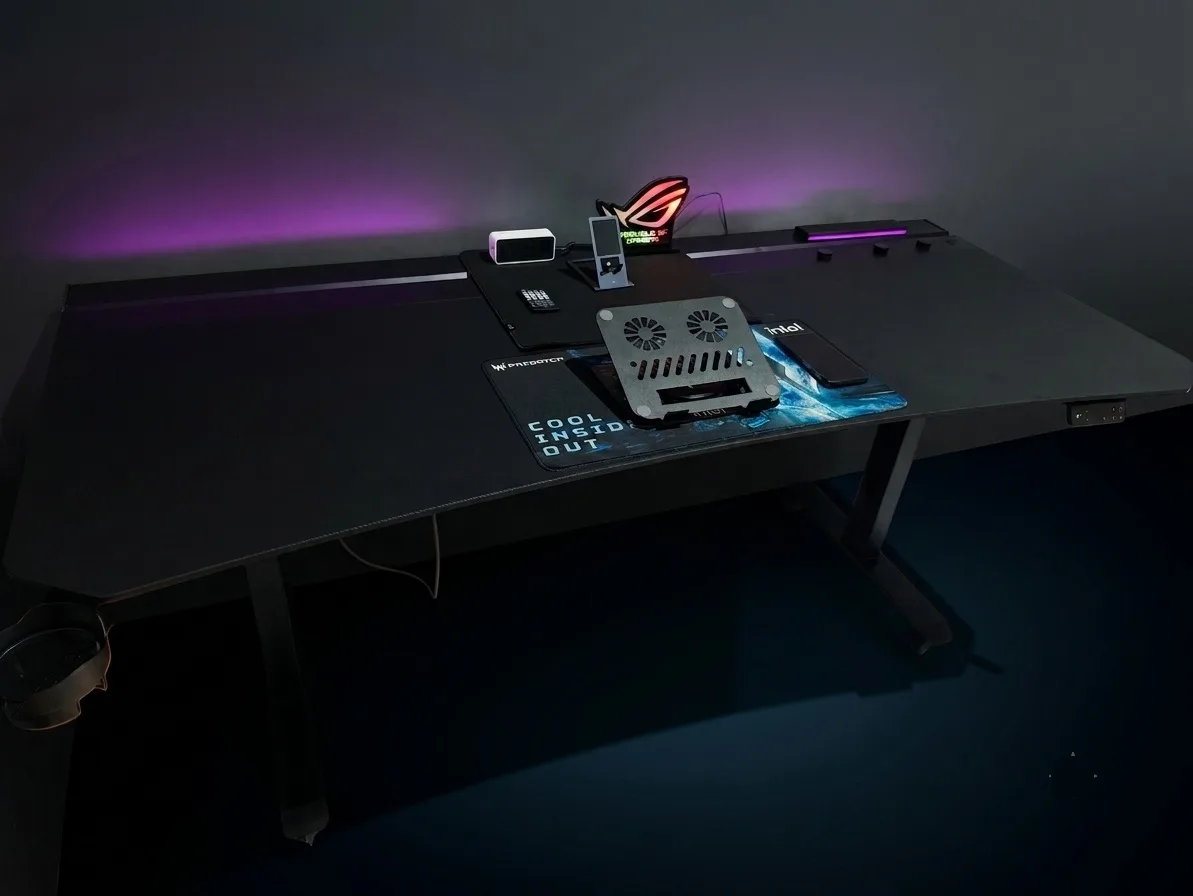 TTRacing TIVON Smart Standing Desk