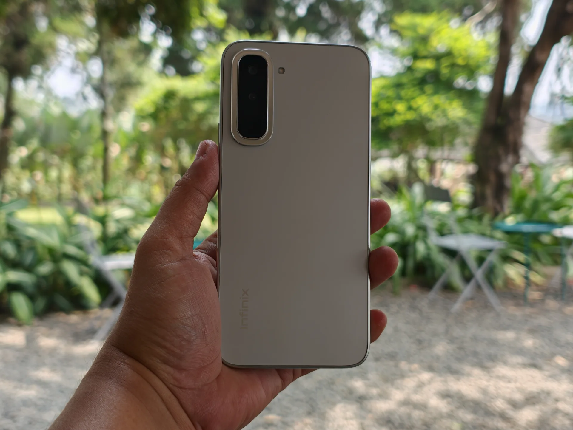Review Infinix HOT 70