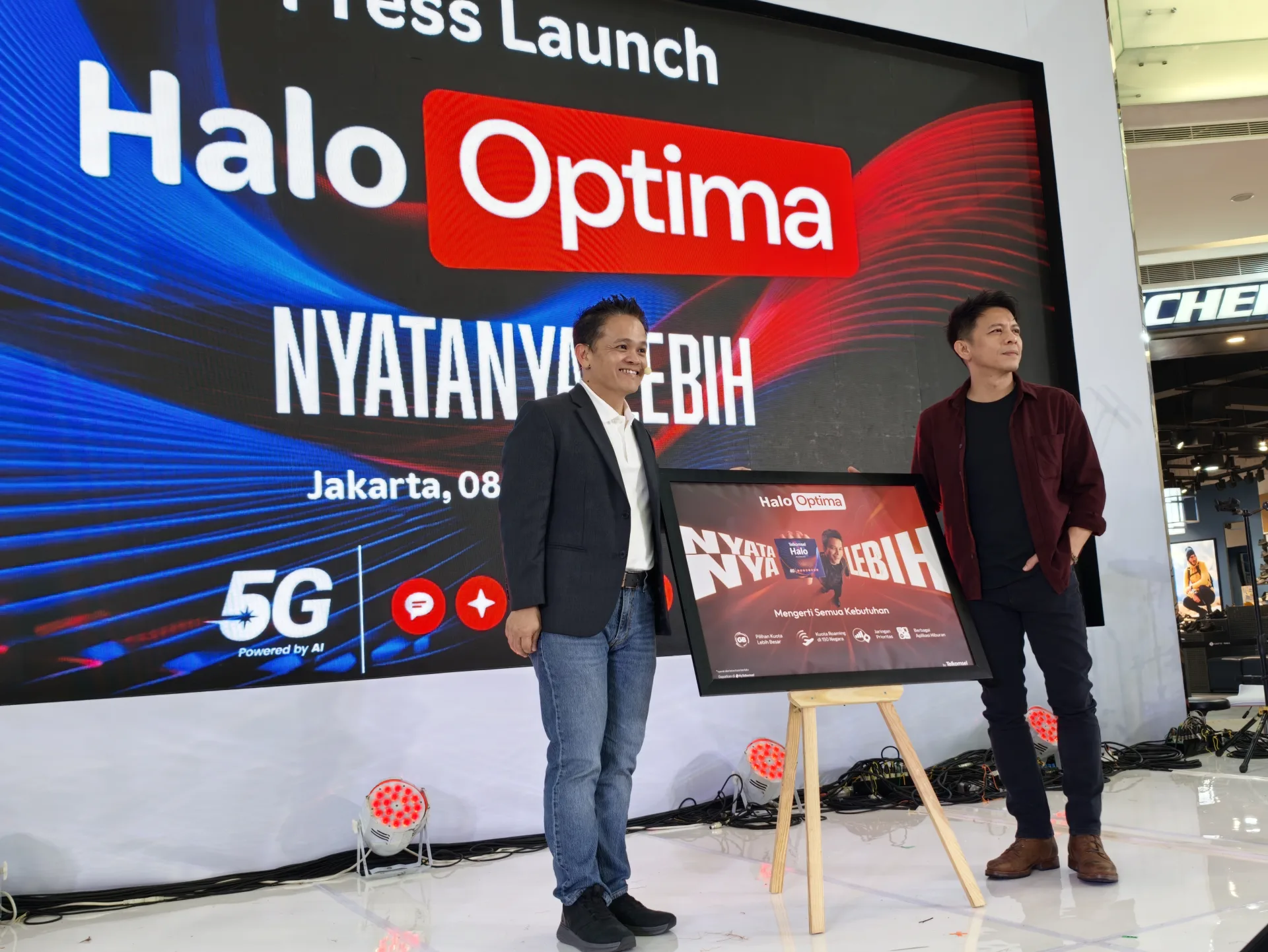 telkomsel-halo-optima-paket-pascabayar-ariel-noah